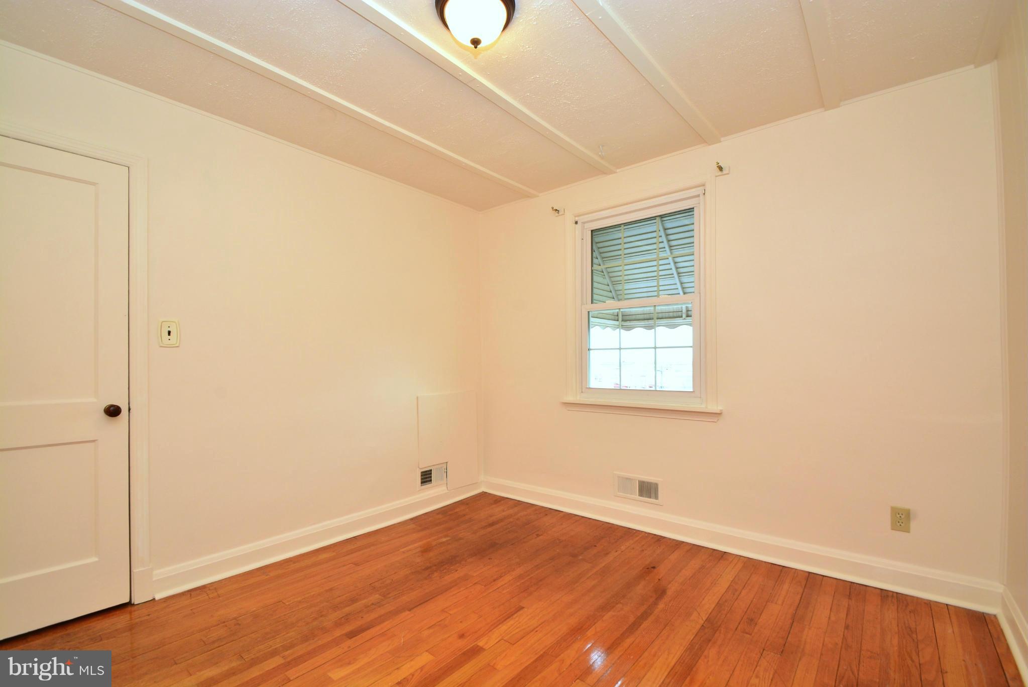 1807 Dunmere Road Baltimore, MD 21222 - Photo 15 of 30 Bedroom 2