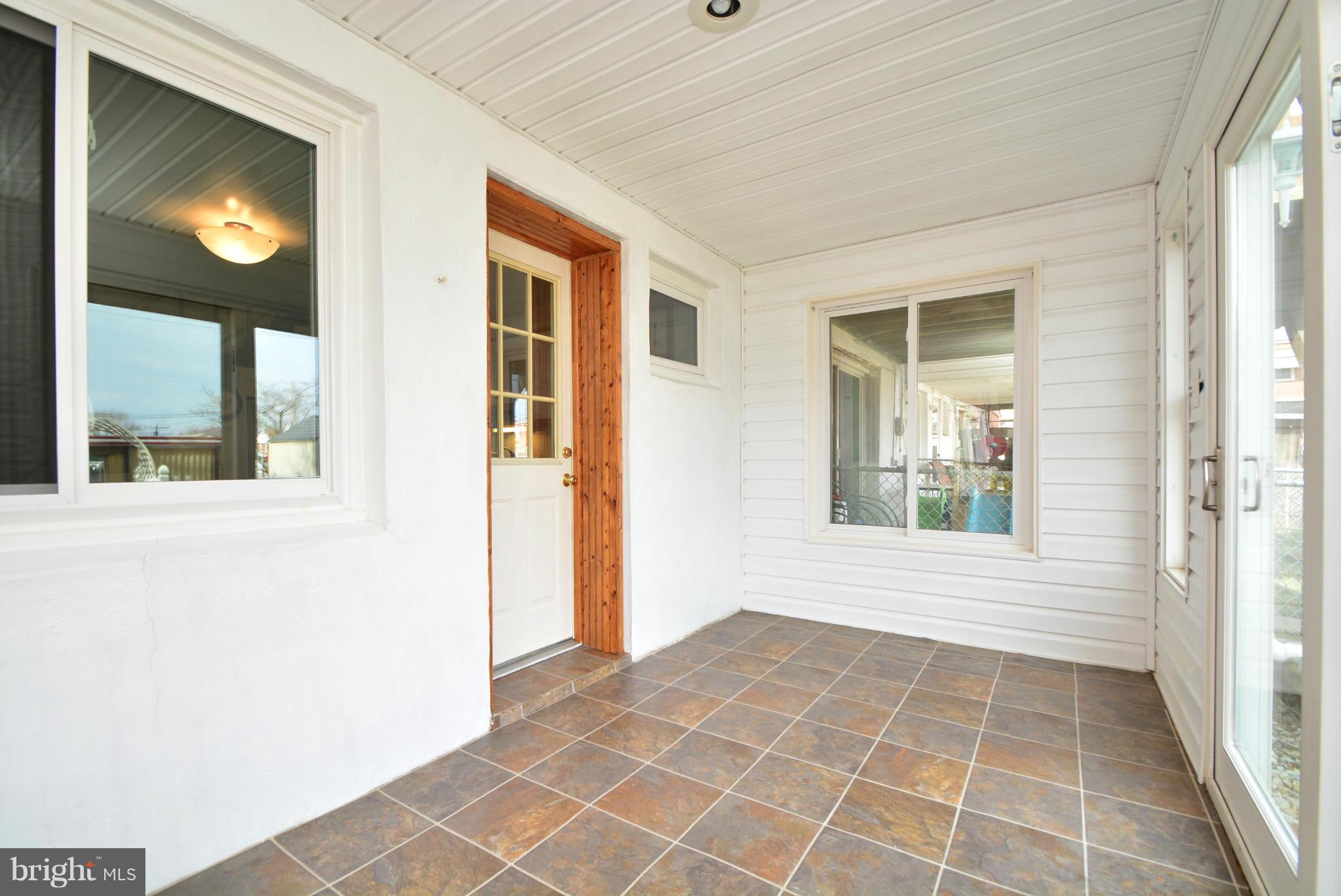 1807 Dunmere Road Baltimore, MD 21222 - Photo 27 of 30 Sun Room