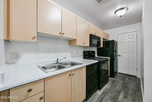 $1,399 | 3065 North 67th Avenue, Unit 236, Phoenix, AZ 85033