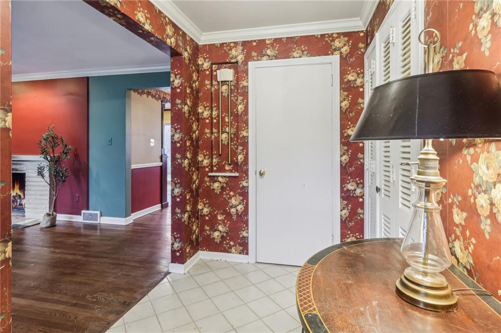 205 Buckingham Road Pittsburgh, PA 15215 - Photo 5 of 50 Gallery Image 5