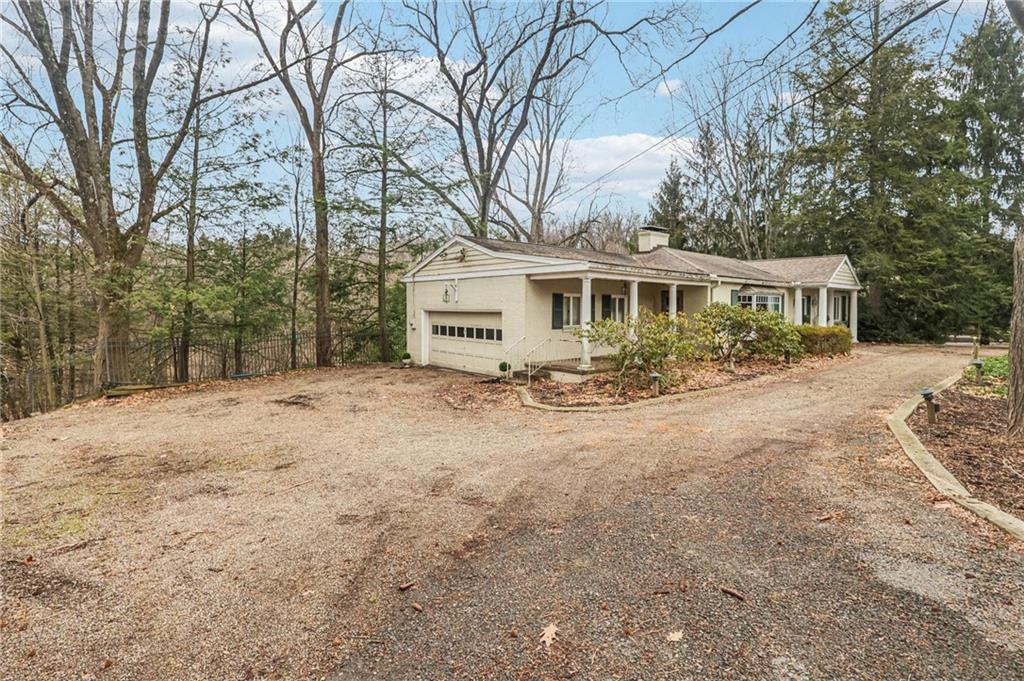 205 Buckingham Road Pittsburgh, PA 15215 - Photo 6 of 50 Gallery Image 6