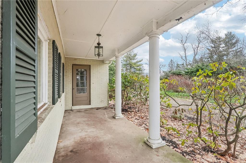 205 Buckingham Road Pittsburgh, PA 15215 - Photo 8 of 50 Gallery Image 8