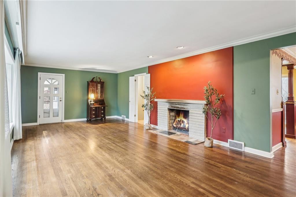 205 Buckingham Road Pittsburgh, PA 15215 - Photo 10 of 50 Gallery Image 10
