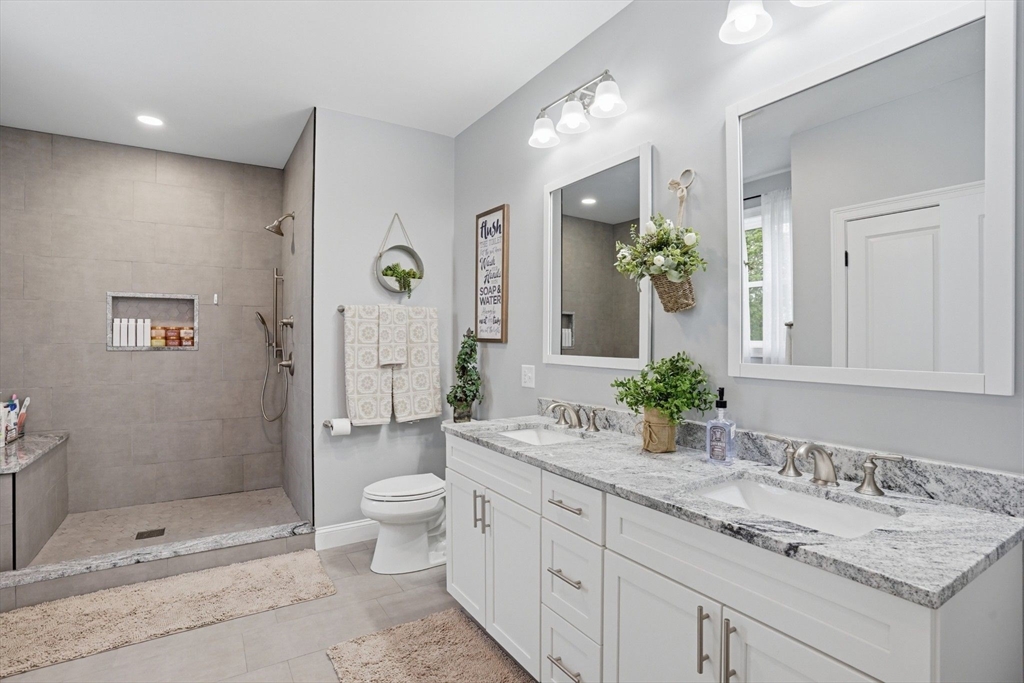 57 Oneil Road Somerset, MA 02725 - Photo 18 of 32