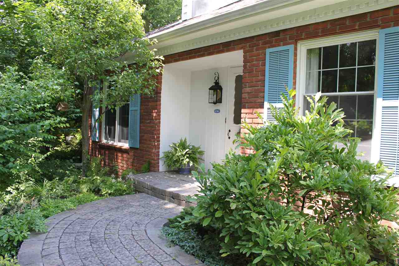 1716 Maybrook Road Jackson, MI 49203 - Photo 3 of 39 Photo 3