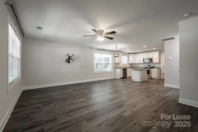 $1,650 | 1209 Gaston Avenue, Gastonia, NC 28052