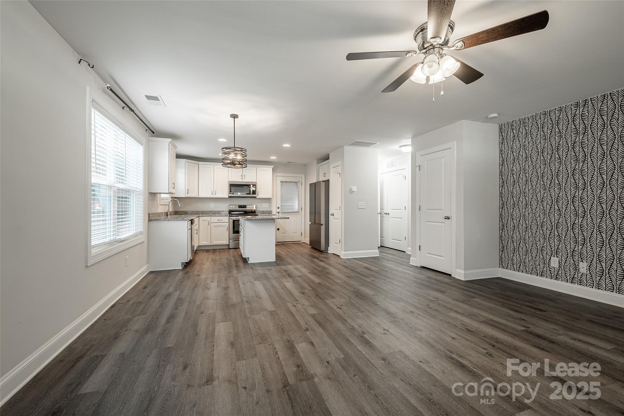 1209 Gaston Avenue Gastonia, NC 28052 - Photo 4 of 47