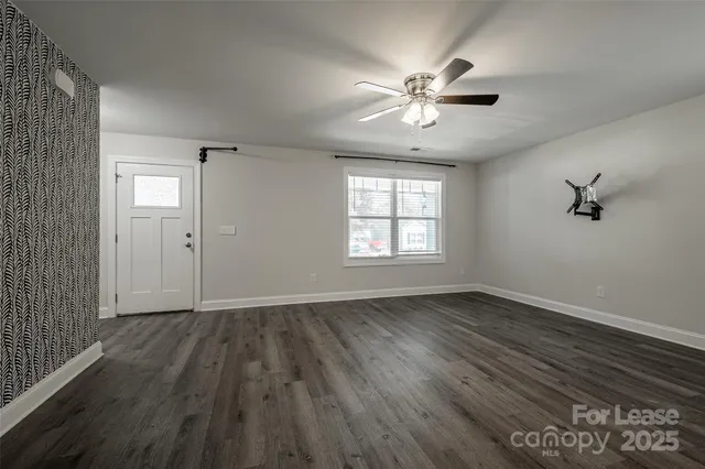 $1,650 | 1209 Gaston Avenue, Gastonia, NC 28052