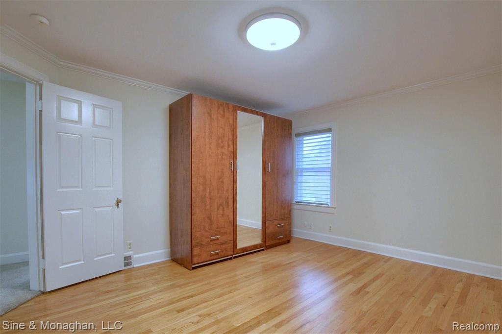349 Merriweather Road Grosse Pointe, MI 48236 - Photo 20 of 31