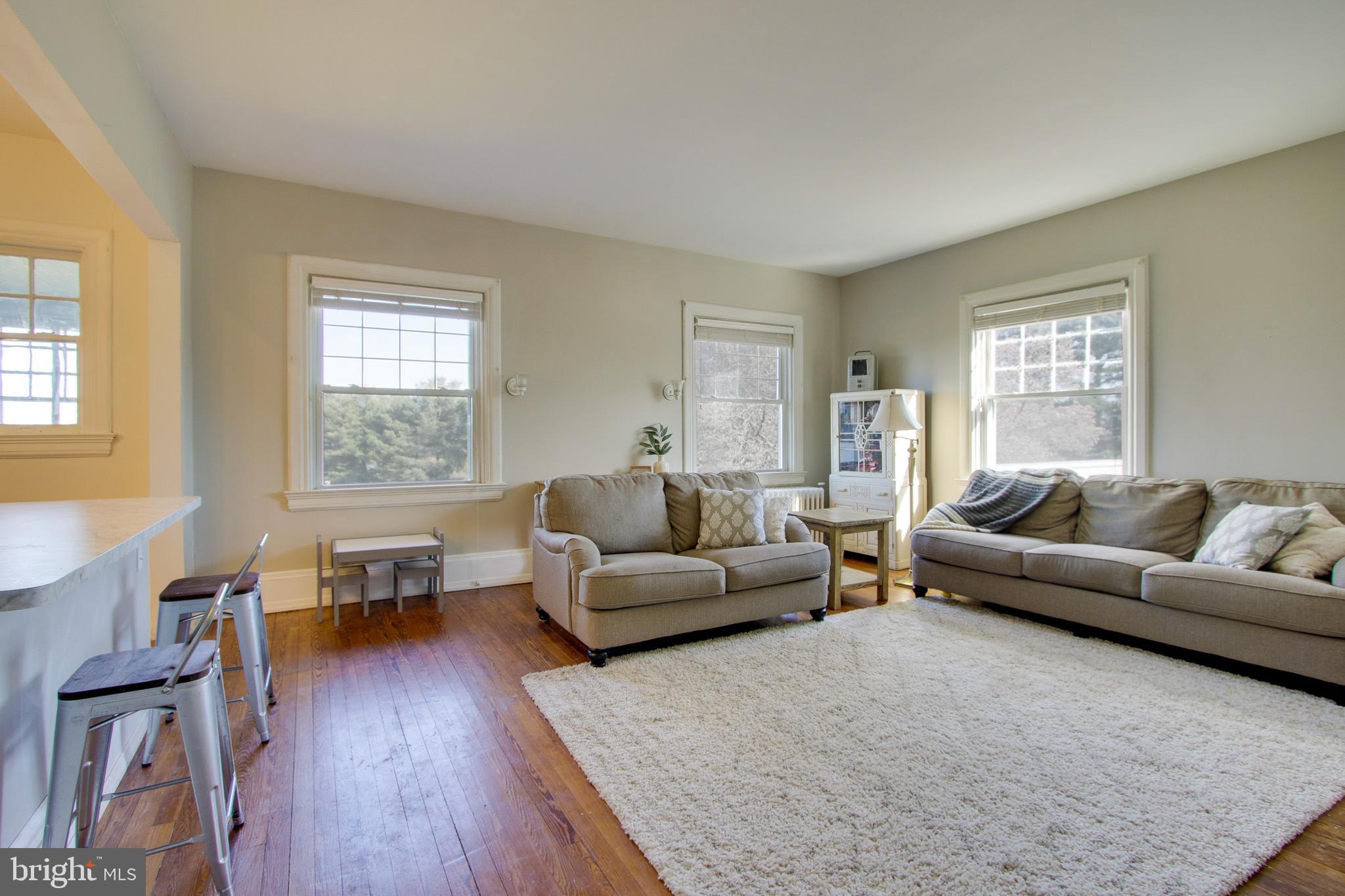 1011 South Rolling Road Baltimore, MD 21228 - Photo 23 of 42 2nd floor apartment (3 beds, 1 full bath)