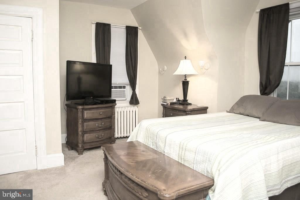 1011 South Rolling Road Baltimore, MD 21228 - Photo 34 of 42 3rd Floor Apartment (3 beds, 2 full baths)