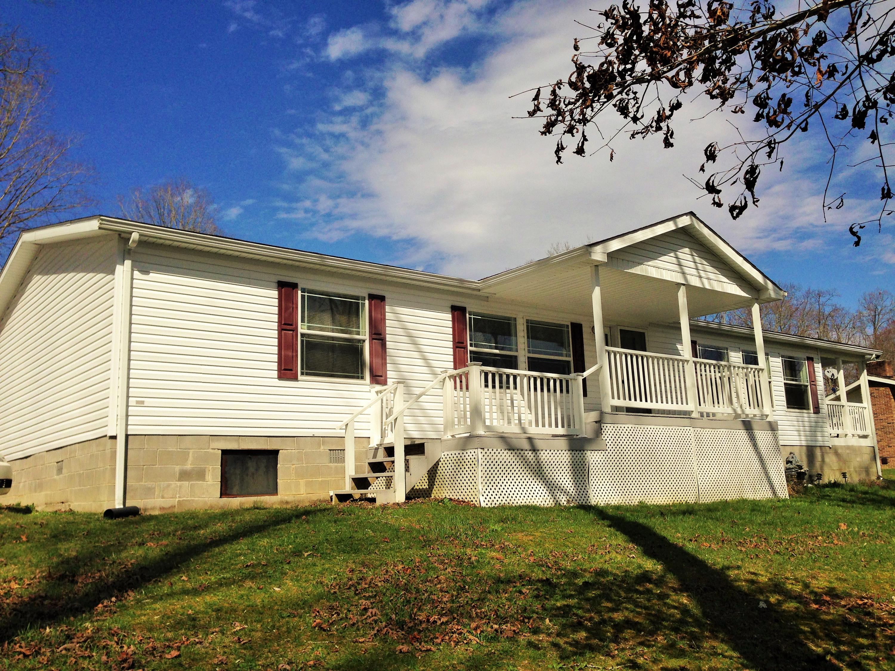 143 Howard Human Road Lancing, TN 37770 - Photo 11 of 34 IMG_3582