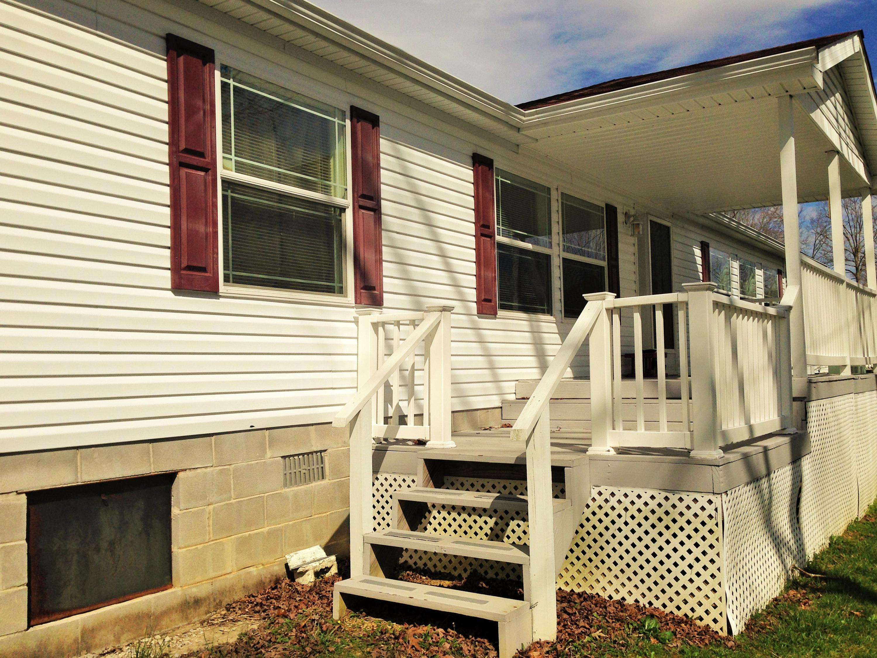 143 Howard Human Road Lancing, TN 37770 - Photo 12 of 34 IMG_3585