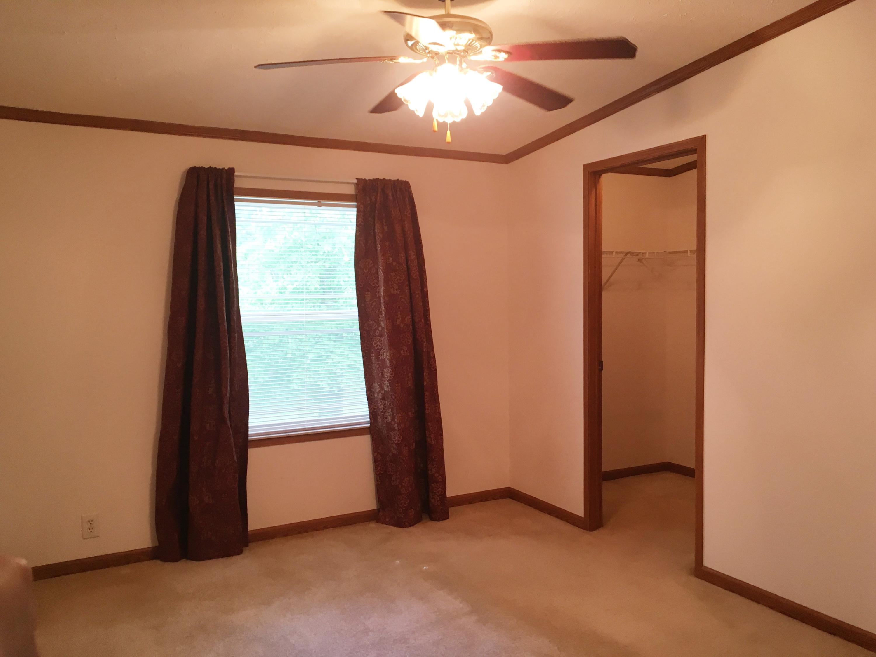 143 Howard Human Road Lancing, TN 37770 - Photo 32 of 34 IMG_0240