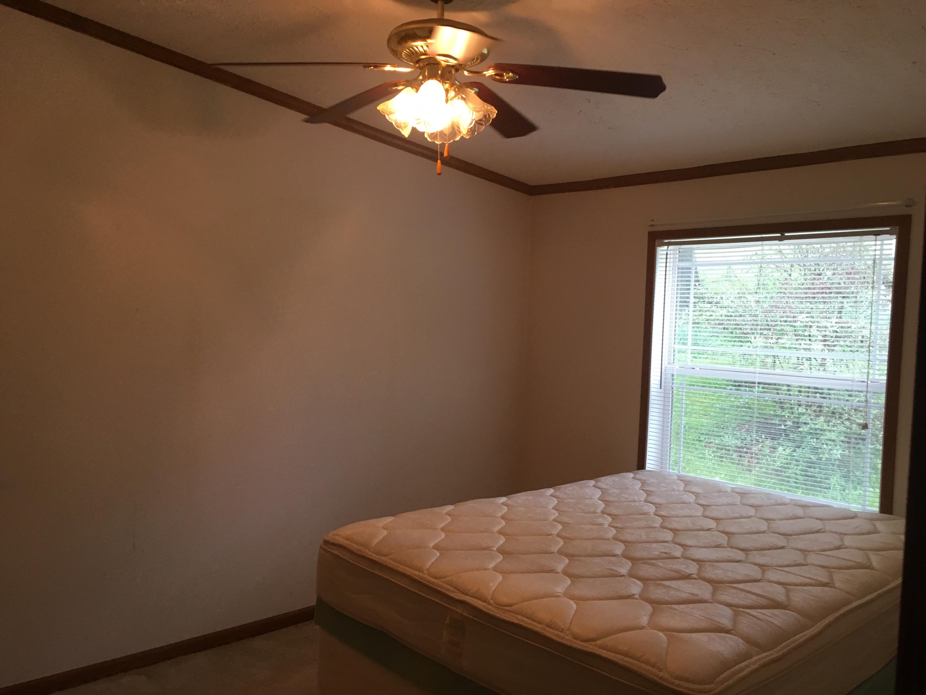 143 Howard Human Road Lancing, TN 37770 - Photo 33 of 34 IMG_0242