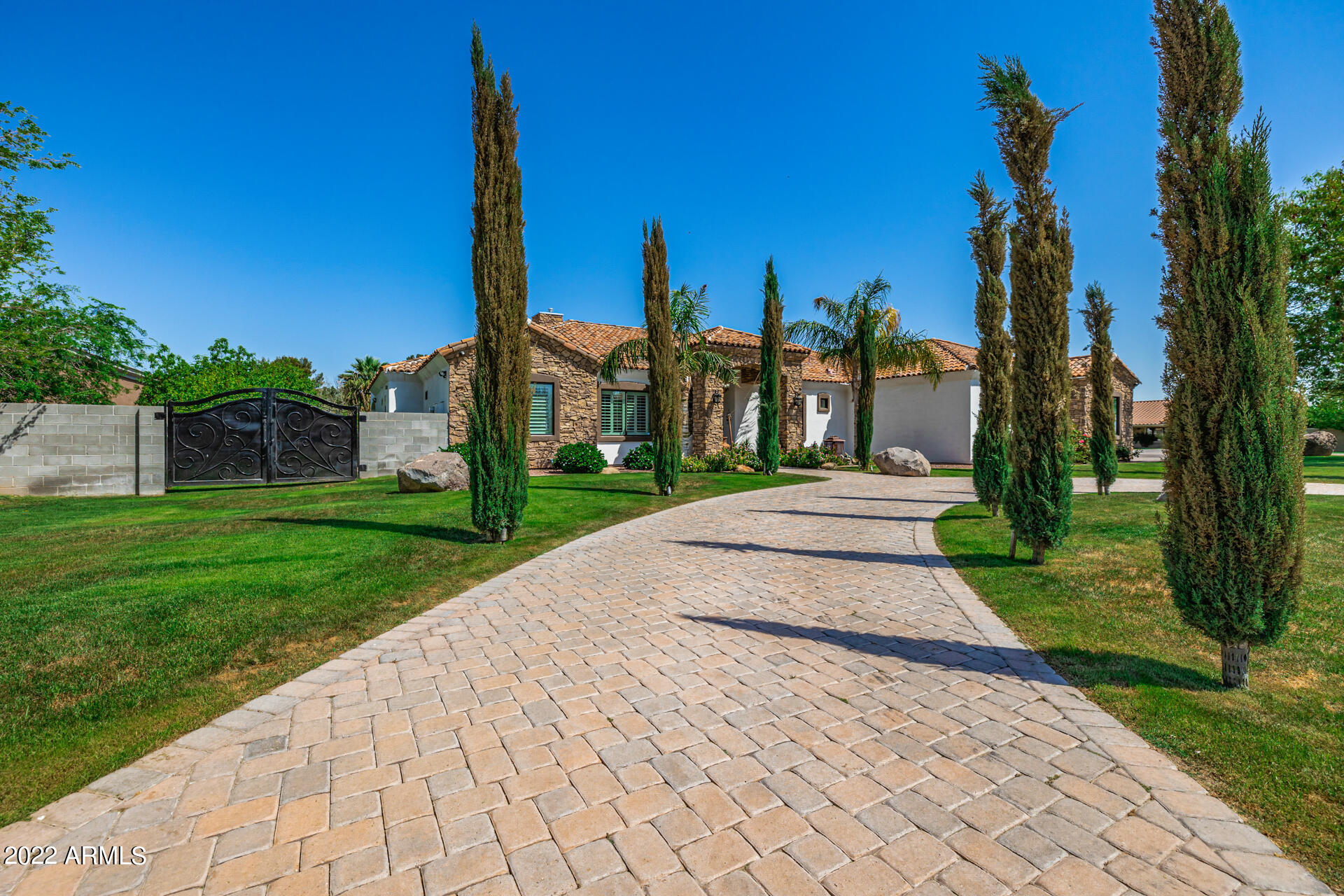 10304 West Thomas Road Avondale, AZ 85392 - Photo 5 of 128 1 - Thomas