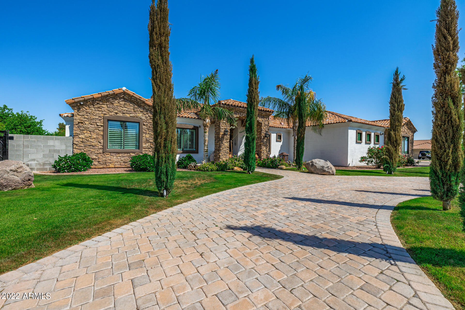 10304 West Thomas Road Avondale, AZ 85392 - Photo 6 of 128 2 - Thomas