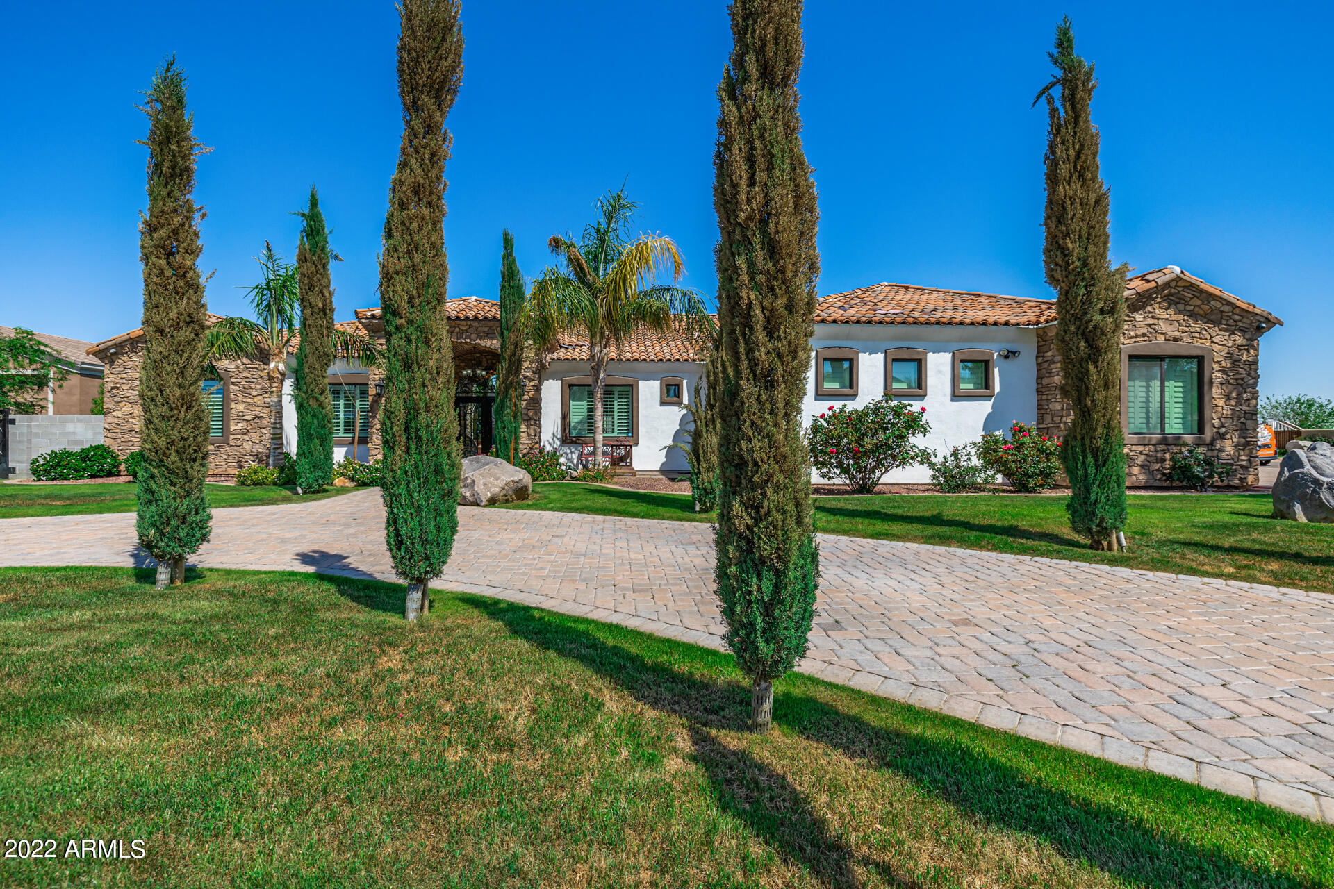10304 West Thomas Road Avondale, AZ 85392 - Photo 9 of 128 5 - Thomas