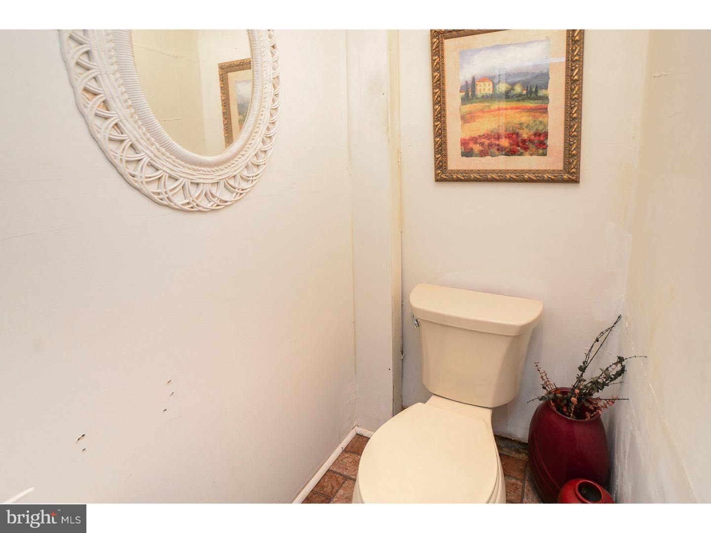 427 Vernon Road Philadelphia, PA 19119 - Photo 17 of 19 Half Bath