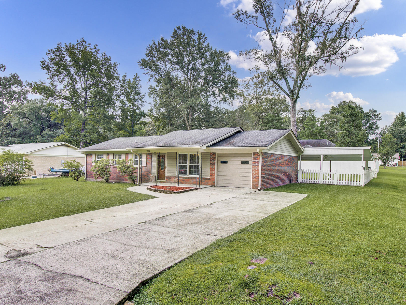 1200 State Rd S-8-806 Moncks Corner, SC 29461 - Photo 3 of 44 08_8_mls
