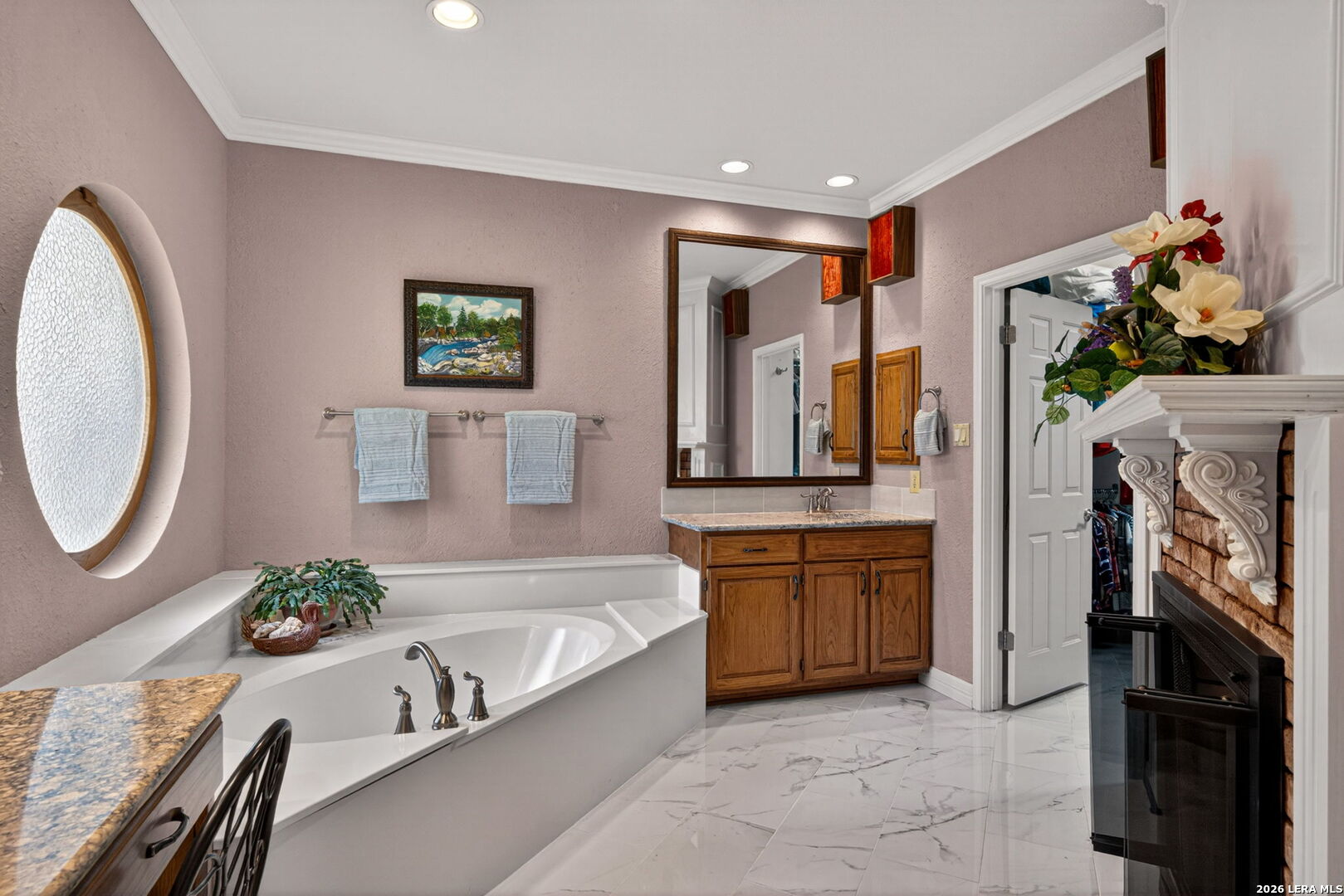 8639 Raintree Woods Drive Fair Oaks Ranch, TX 78015 - Photo 17 of 55
