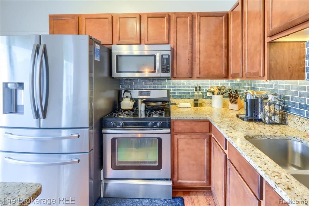 2880 Kipling Avenue Berkley, MI 48072 - Photo 18 of 49