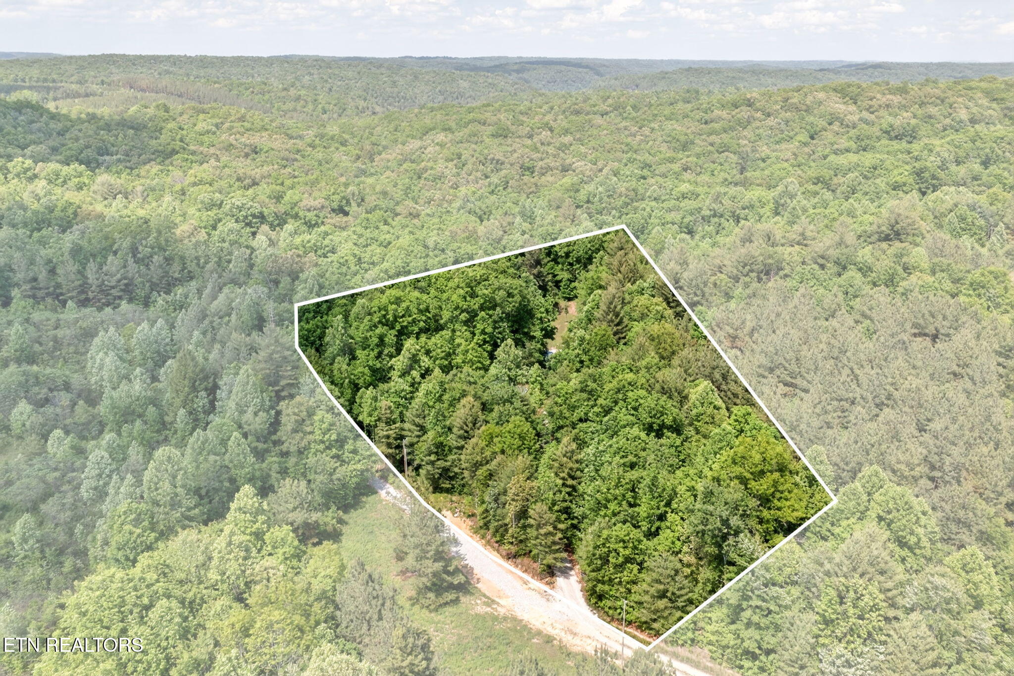 4912 Honey Creek Loop Road Allardt, TN 38504 - Photo 41 of 49 39-web-or-mls-4912 Honey Creek Loop Rd_1