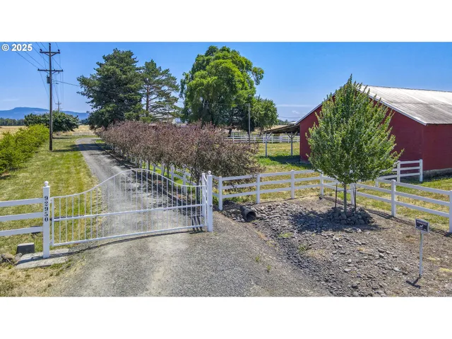 $1,195,000 | 92950 Pitney Lane, Junction City, OR 97448