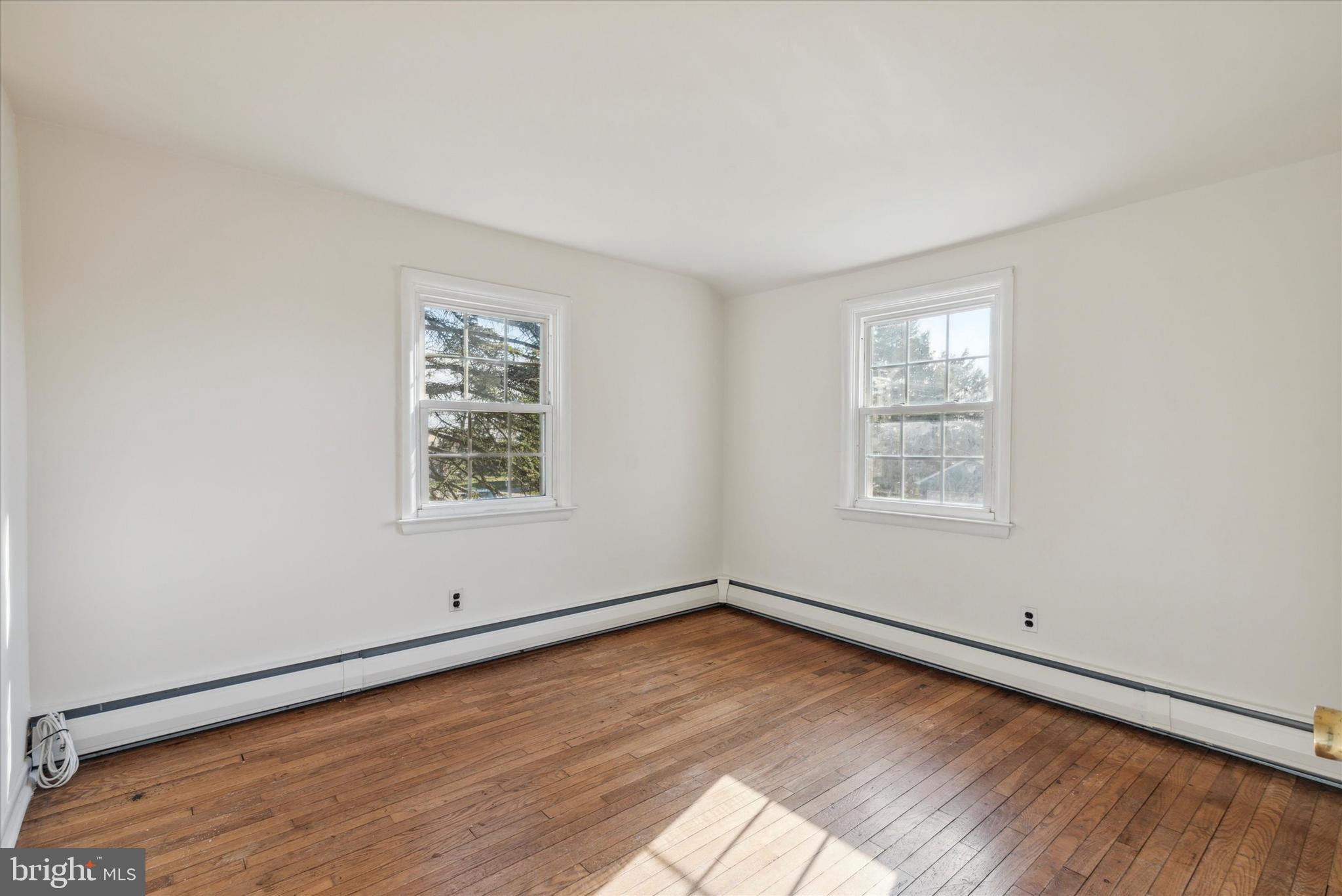 157 Avondale Road Norristown, PA 19403 - Photo 18 of 25 2nd floor BR2