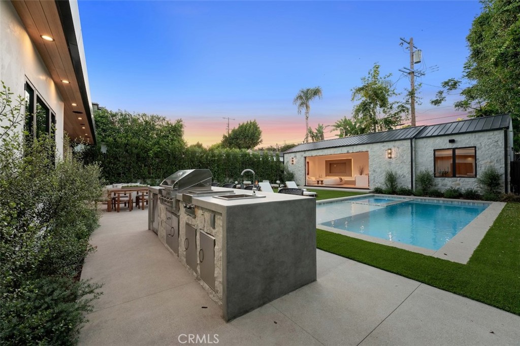 10433 Valley Spring Lane Toluca Lake, CA 91602 - Photo 26 of 69