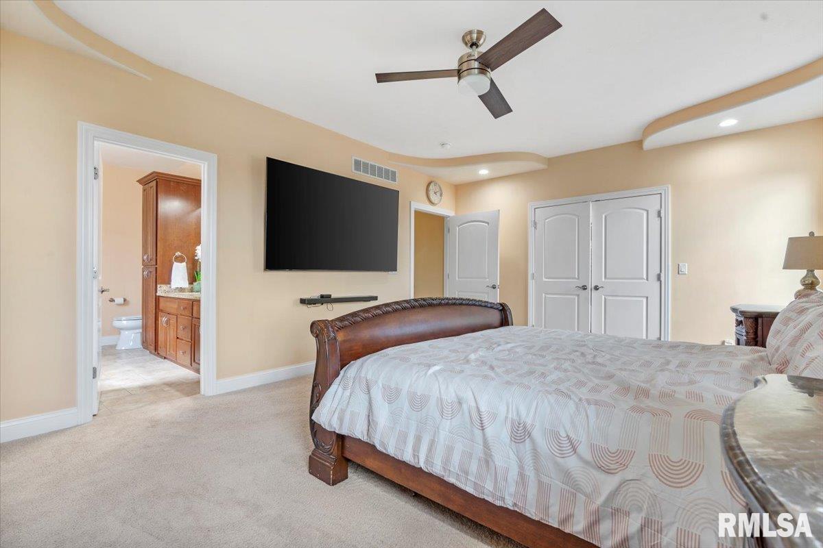 2804 Castlerock Ridge Springfield, IL 62711 - Photo 17 of 43