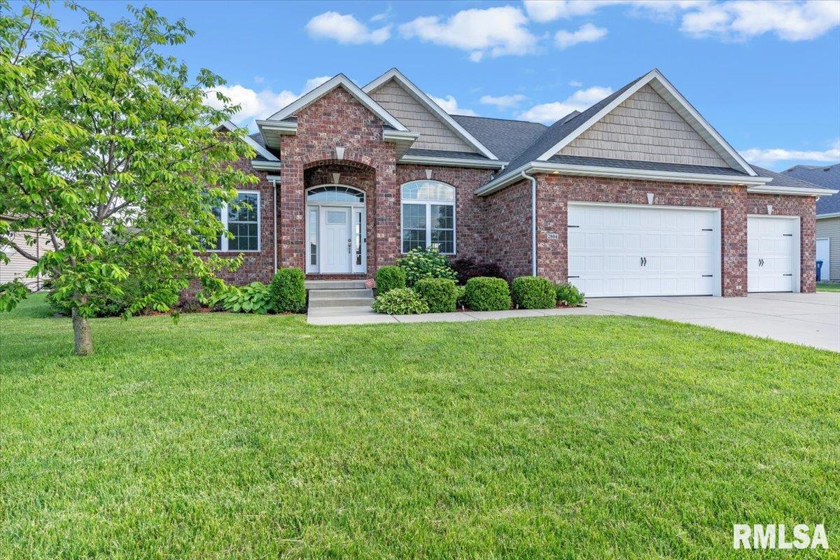 2804 Castlerock Ridge Springfield, IL 62711 - Photo 2 of 43