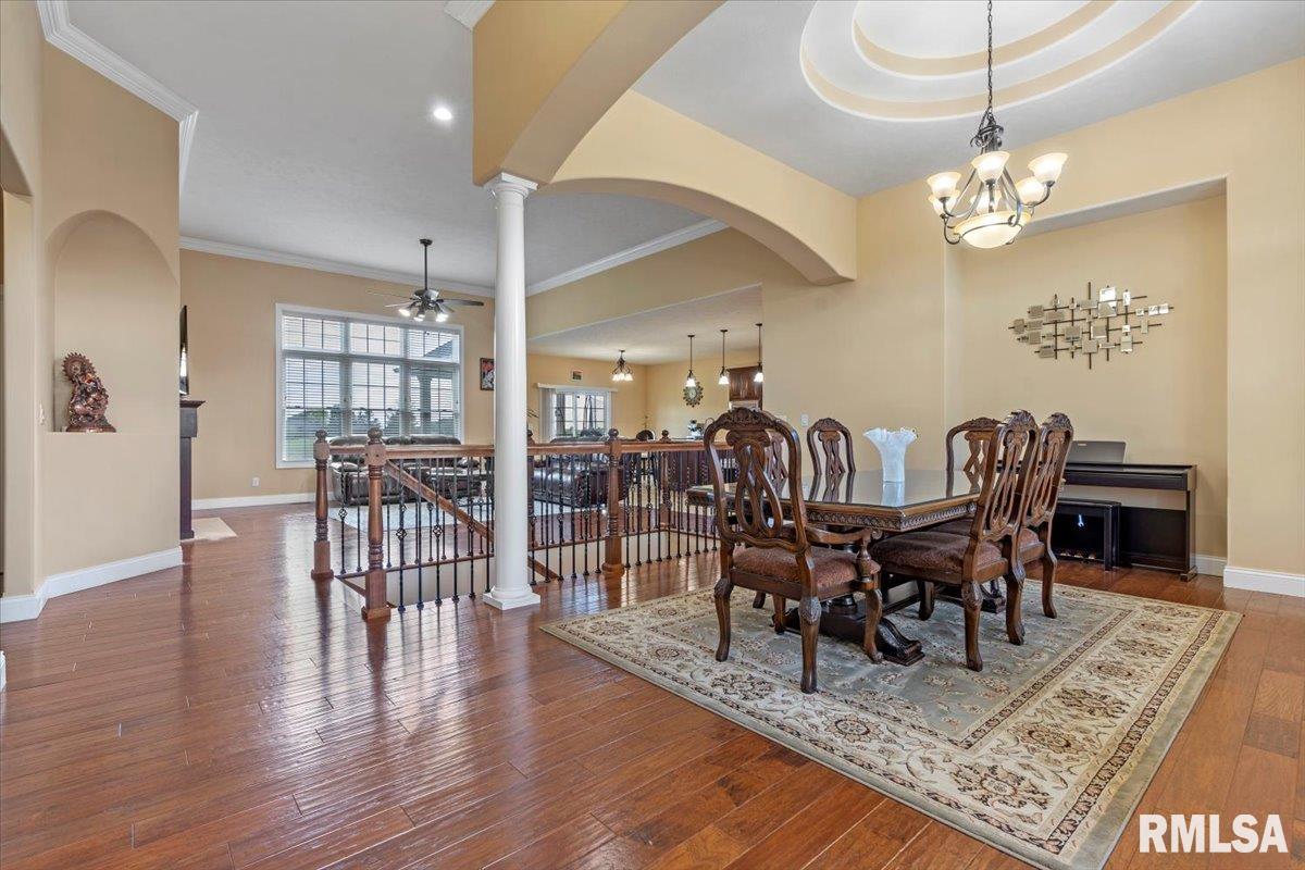 2804 Castlerock Ridge Springfield, IL 62711 - Photo 4 of 43