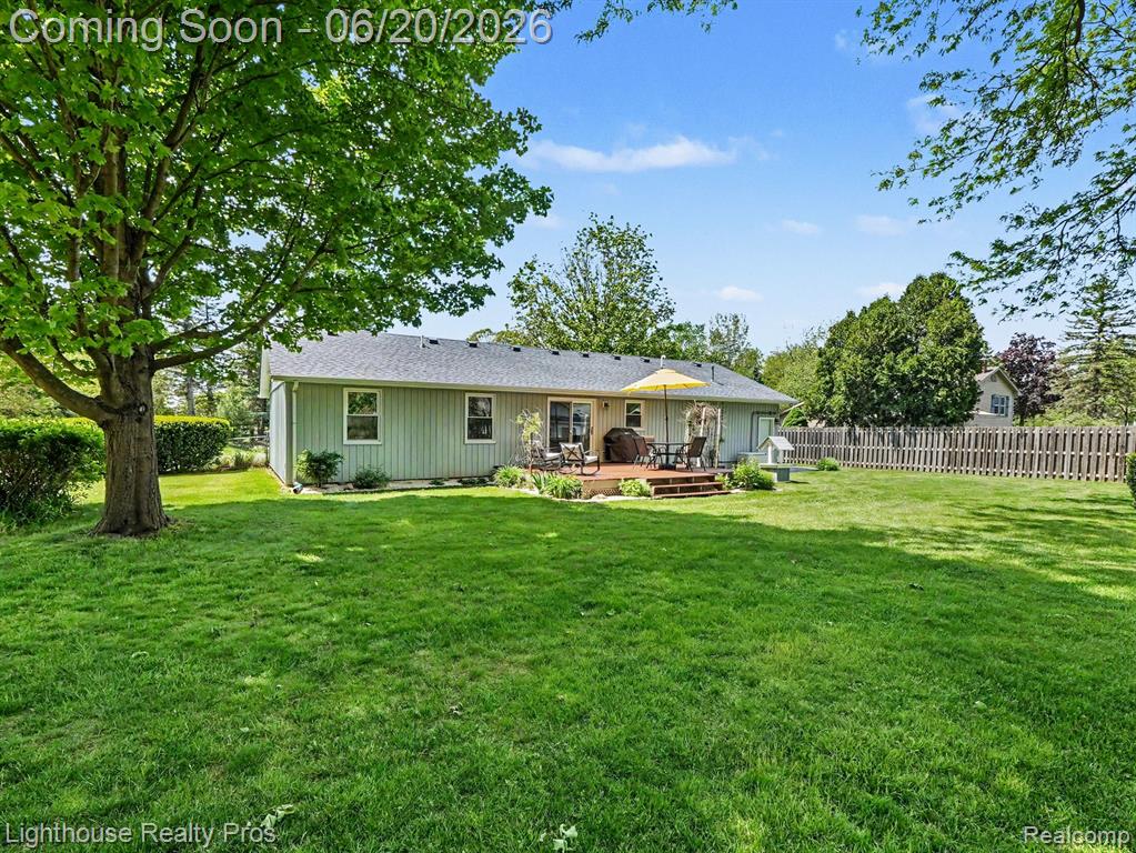 600 Six Mile Road Whitmore Lake, MI 48189 - Photo 23 of 26