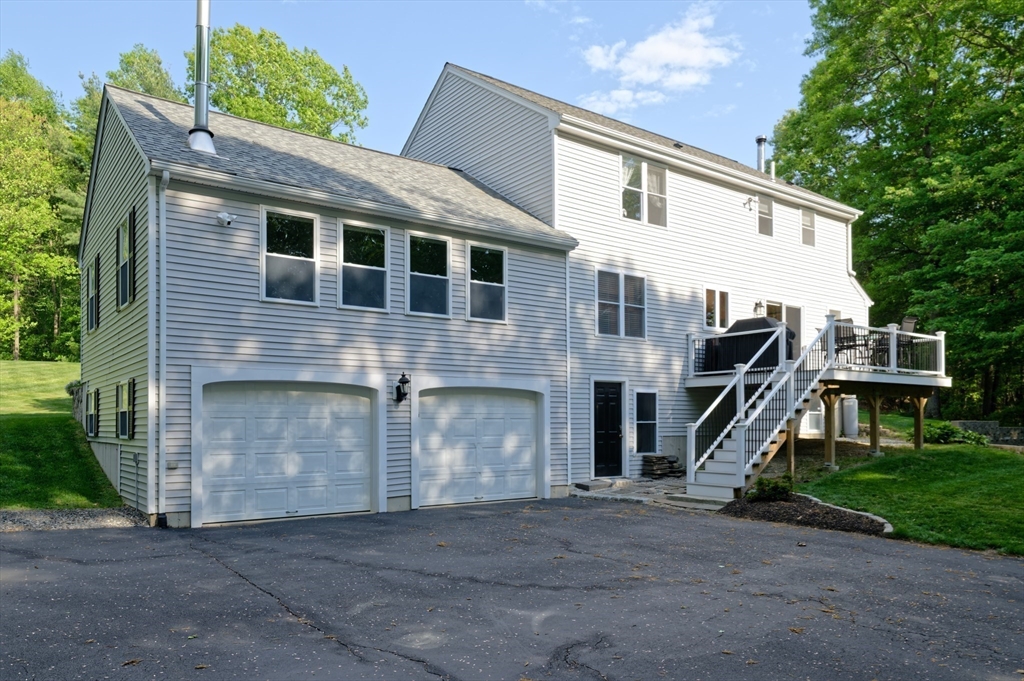 6 Chamberlain Road Uxbridge, MA 01569 - Photo 35 of 38