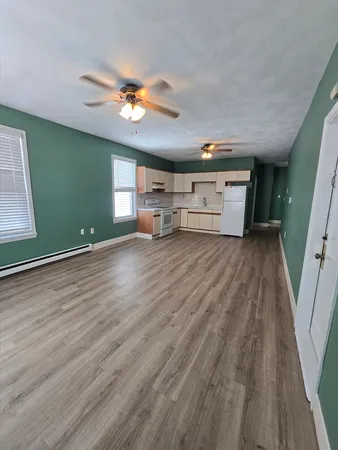 $1,850 | 98 Margin Street, Unit 2L, Salem, MA 01970