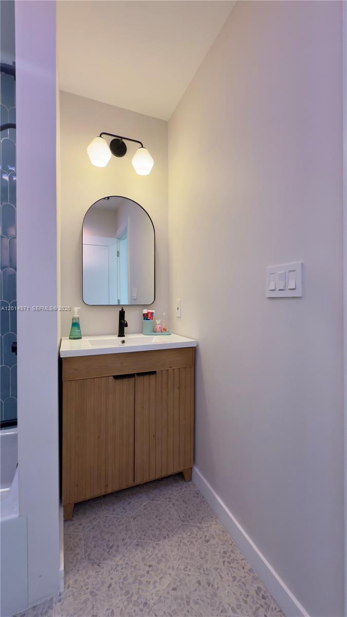 3261 Southwest 16th Lane Miami, FL 33145 - Photo 37 of 65