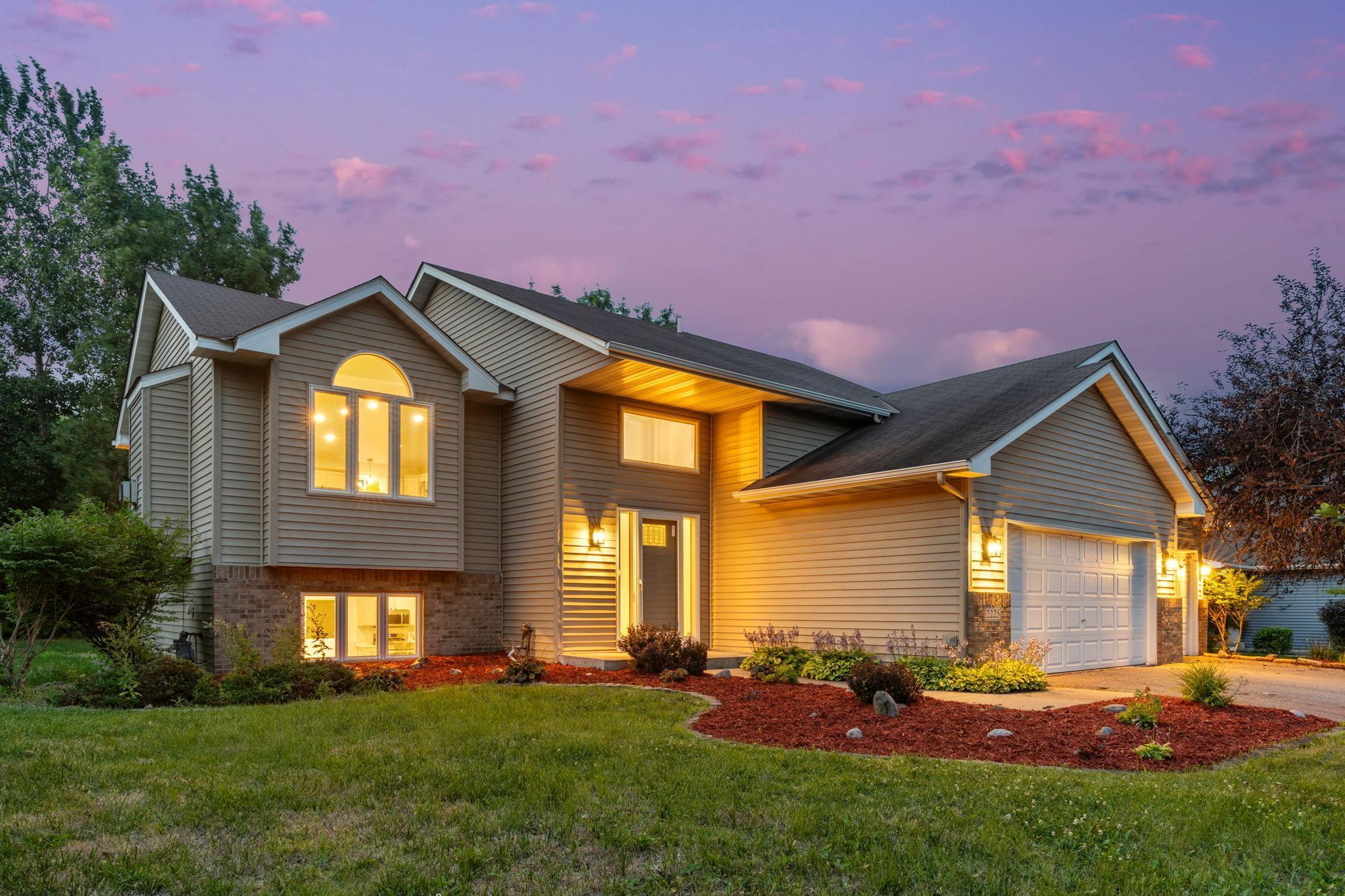 2225 Tart Lake Road Hugo, MN 55038 - Photo 3 of 56