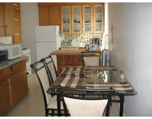 9 Corey Road, Unit 7 Brookline, MA 02445 - Photo 4 of 6
