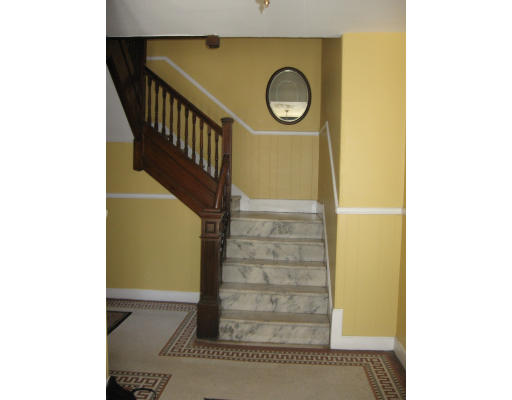 9 Corey Road, Unit 7 Brookline, MA 02445 - Photo 6 of 6