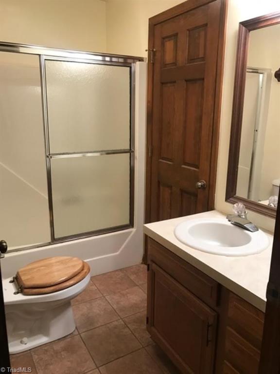119 Shawnee Road Lexington, NC 27295 - Photo 17 of 27 Gallery Image 17