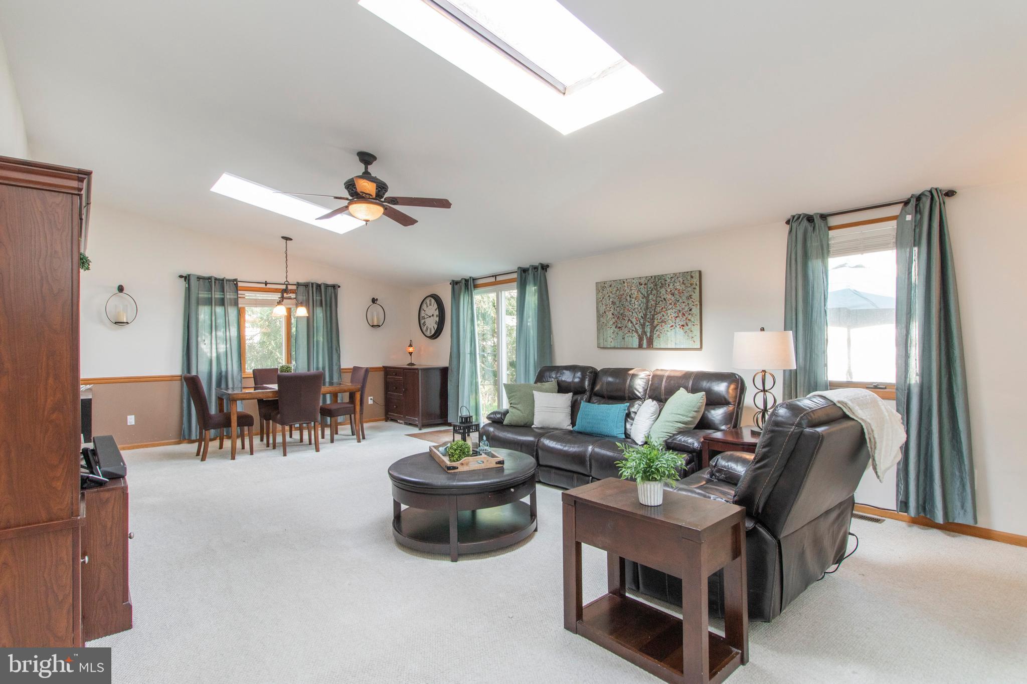 203 Allison Road Oreland, PA 19075 - Photo 24 of 42 Family room