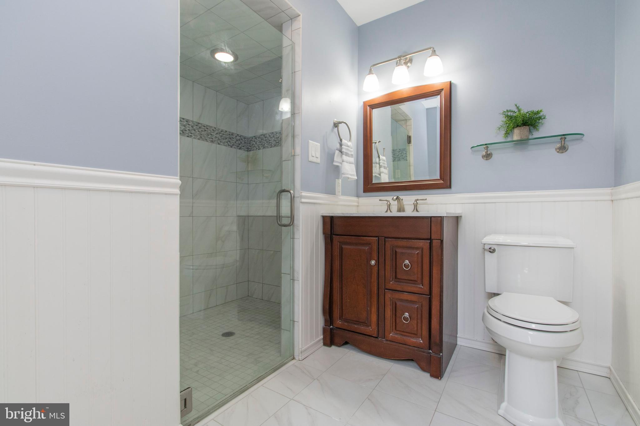 203 Allison Road Oreland, PA 19075 - Photo 25 of 42 Full bath on first floor