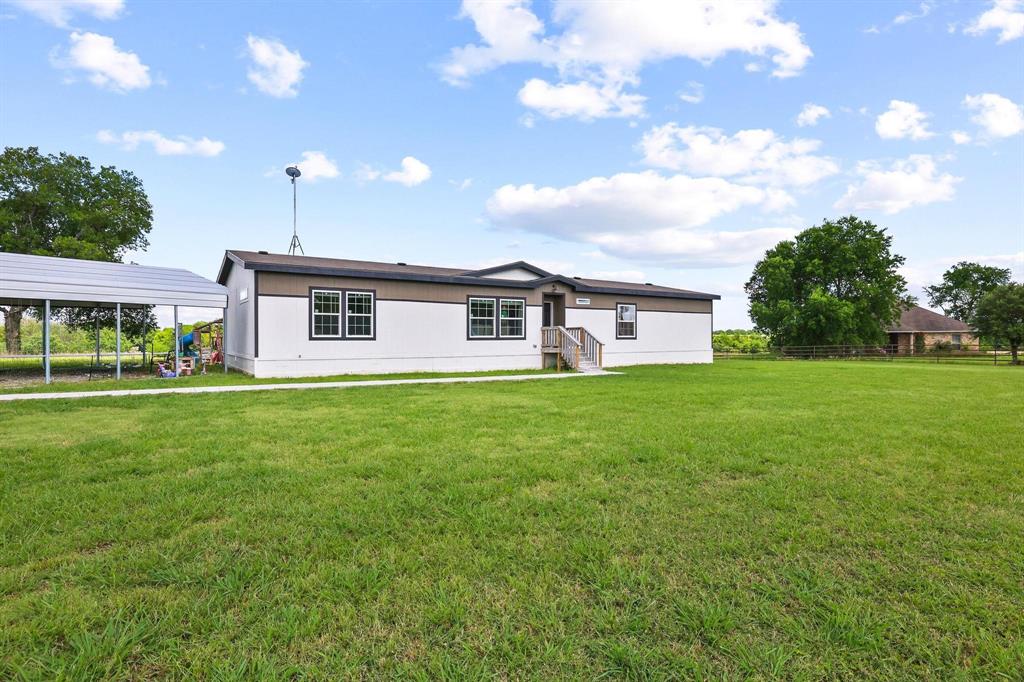 10950 County Road 632 Blue Ridge, TX 75424 - Photo 2 of 38