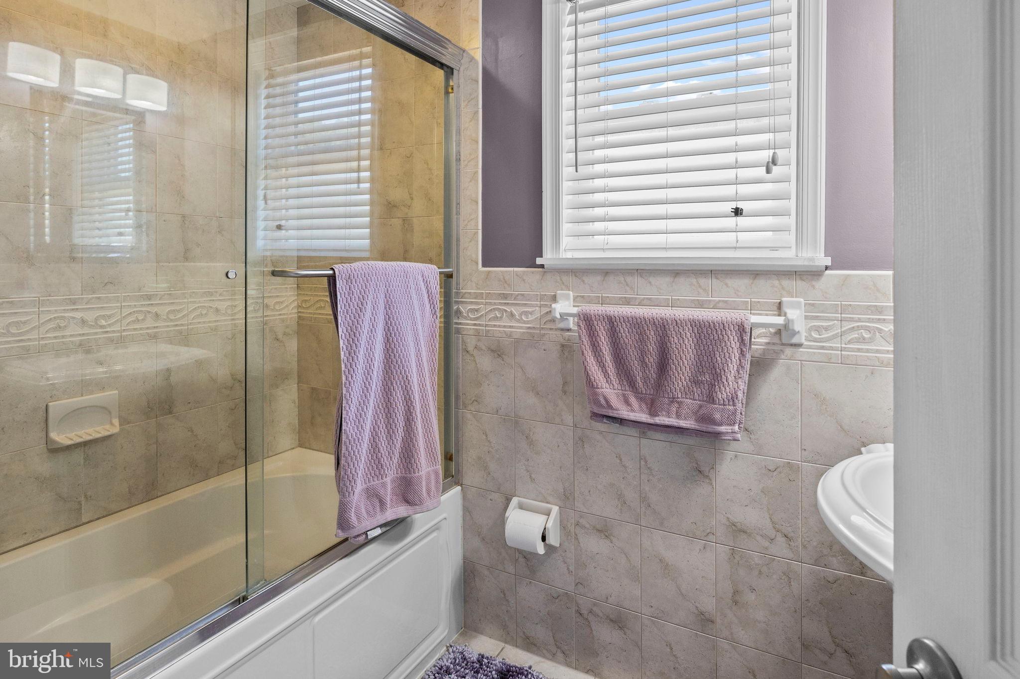704 Marchman Road Philadelphia, PA 19115 - Photo 25 of 31