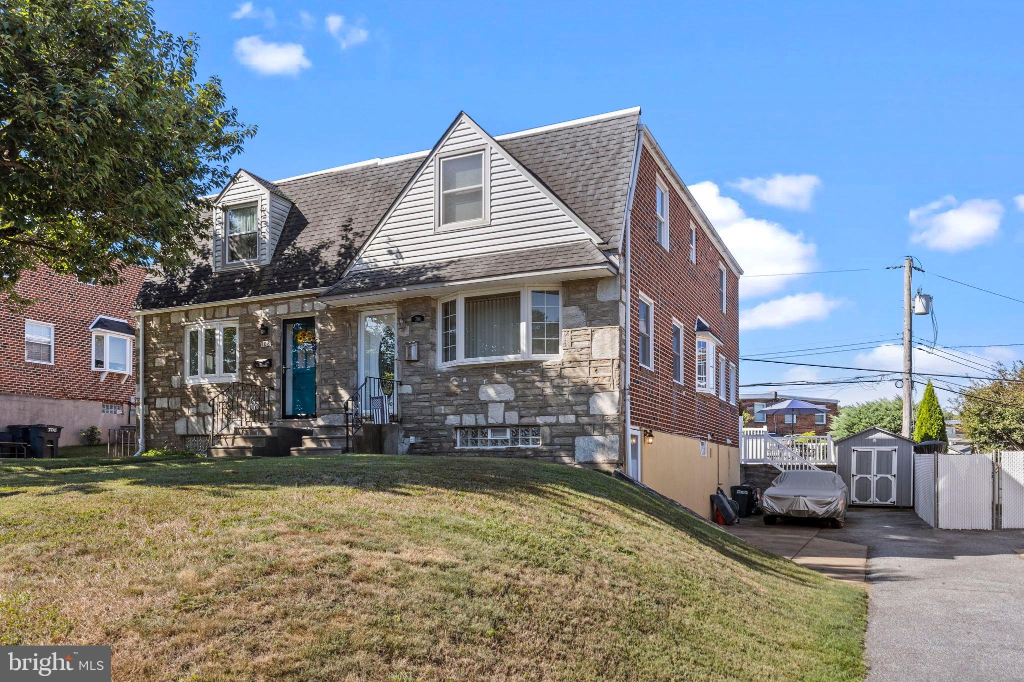 704 Marchman Road Philadelphia, PA 19115 - Photo 3 of 31