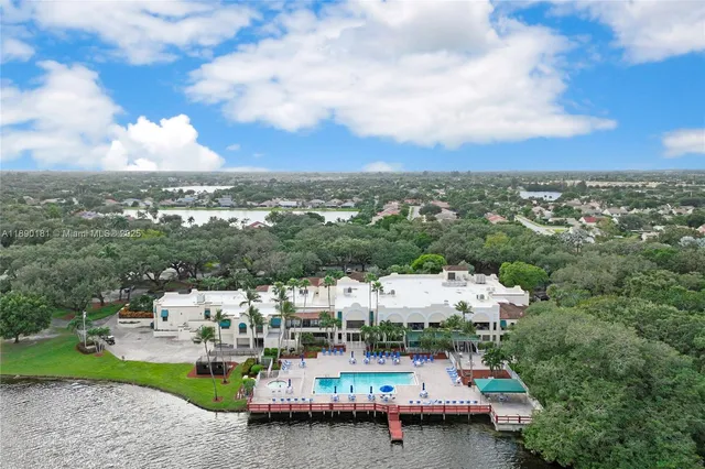$1,850 | 9491 Evergreen Place, Unit 207, Davie, FL 33324