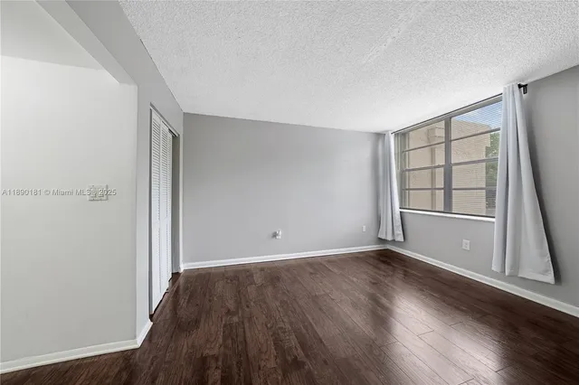 $1,850 | 9491 Evergreen Place, Unit 207, Davie, FL 33324