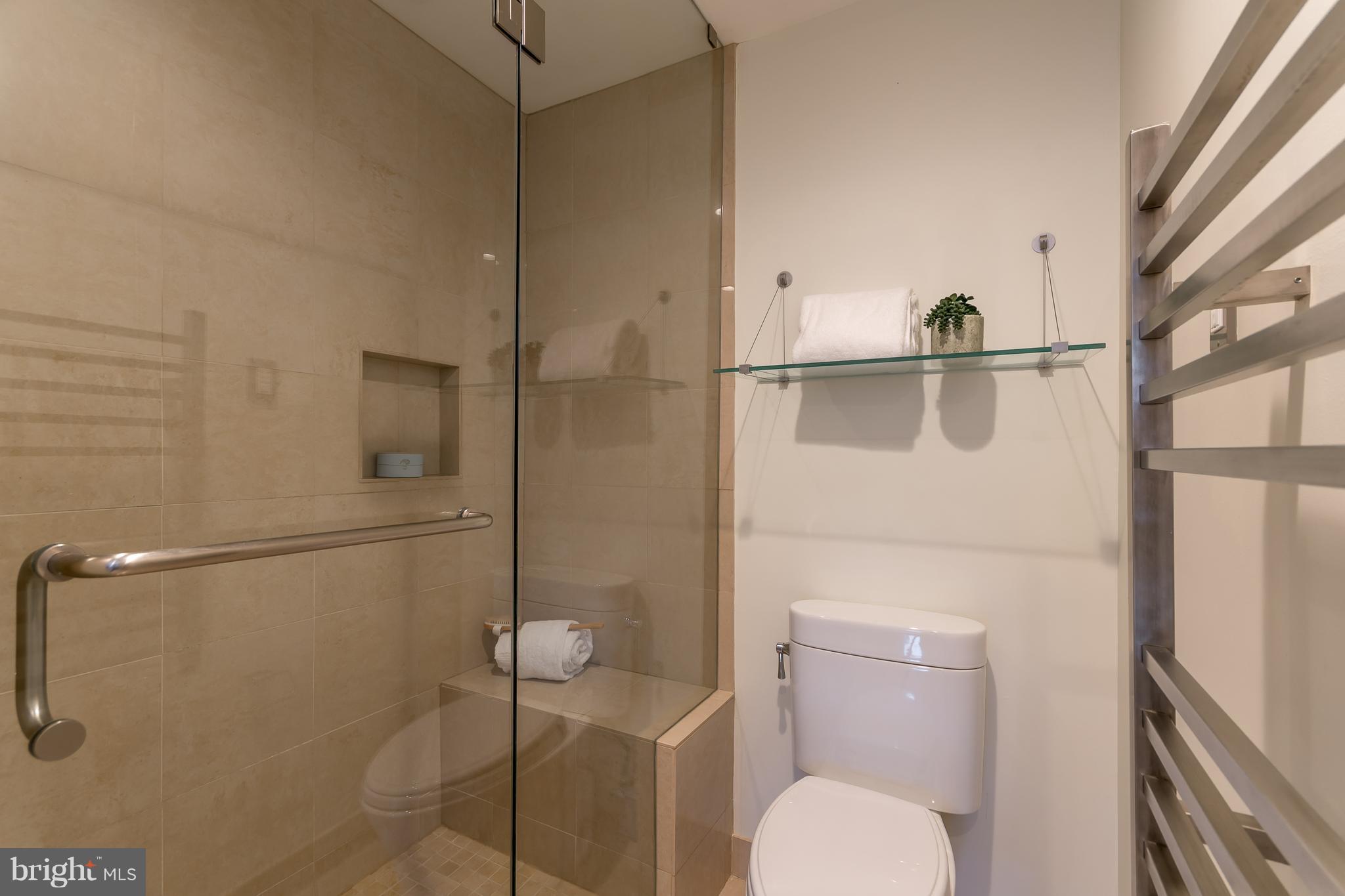 935 T Street Northwest Washington, DC 20001 - Photo 15 of 30 Bath