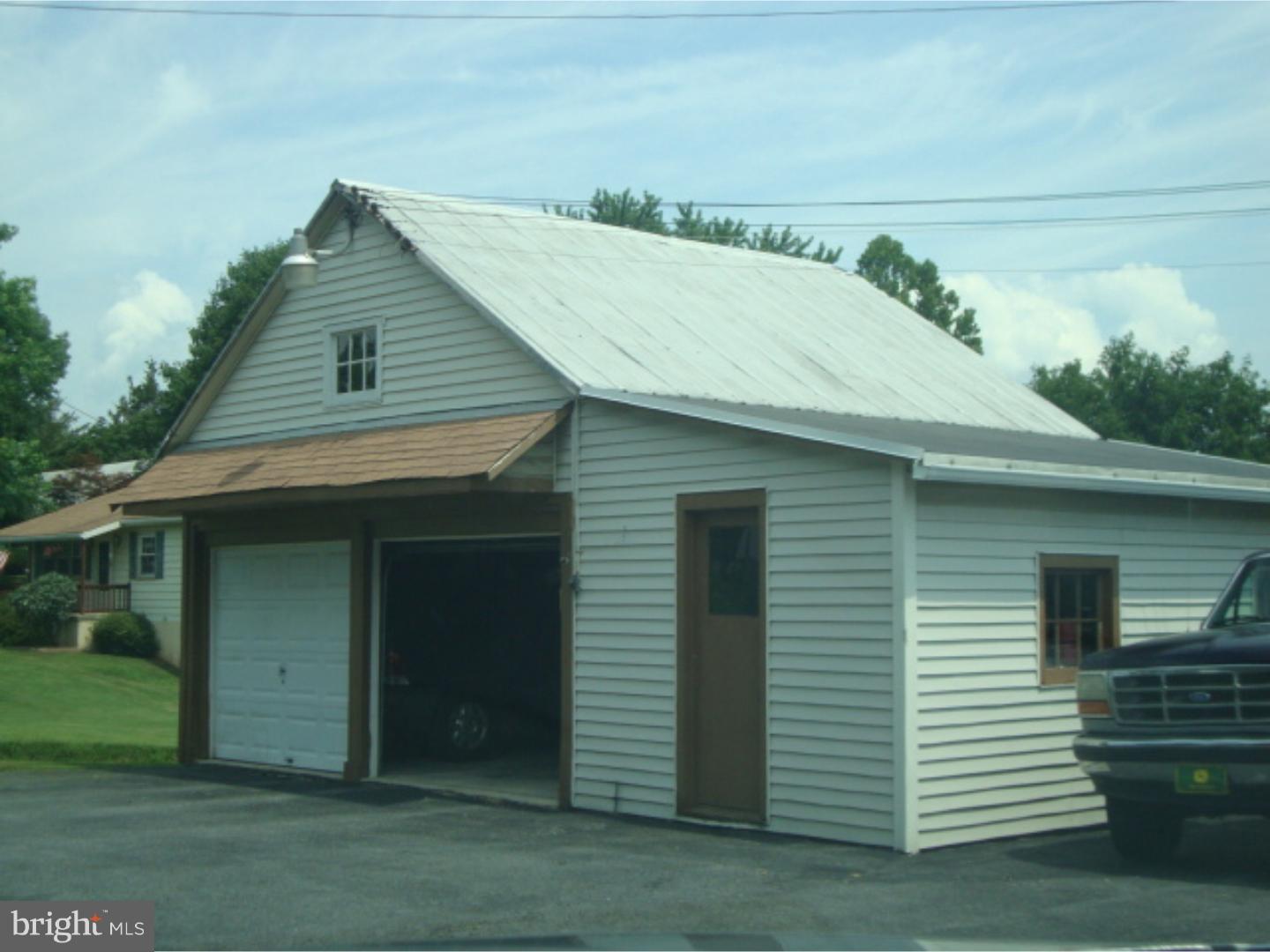 6945 Daniel Boone Road Birdsboro, PA 19508 - Photo 6 of 12 Gallery Image 6